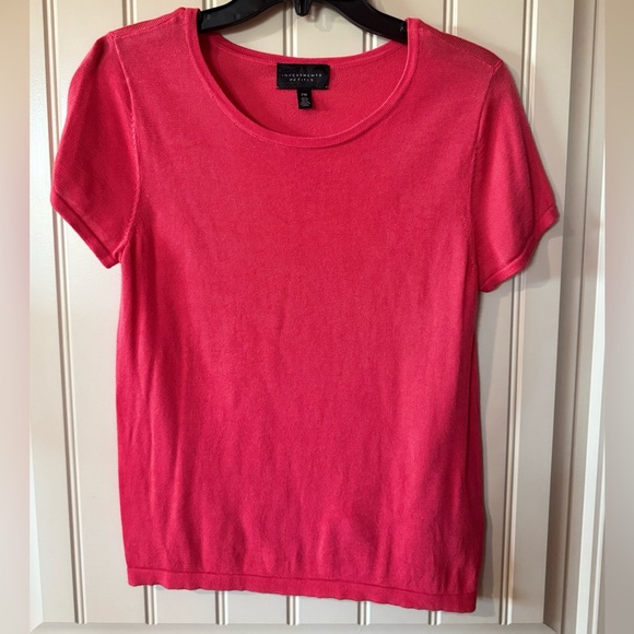 3/for $12 🍒 - *Like New* Fitted Pink Crew Neck Short Sleeve Tee (Medium) - Picture 1 of 5